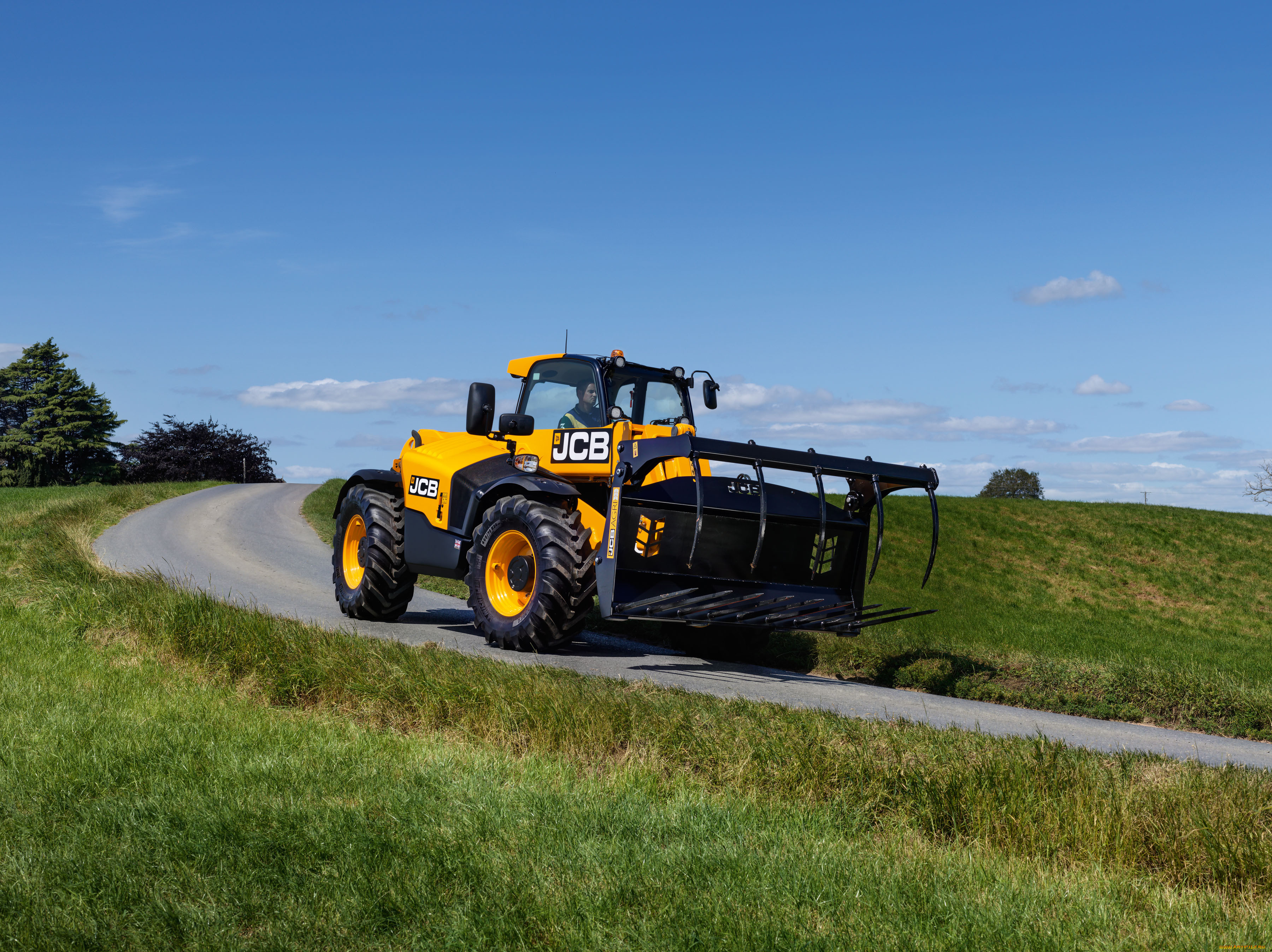 Техника фото. JCB 541. JCB 541-70. Гоночный трактор JCB. JCB 418s.